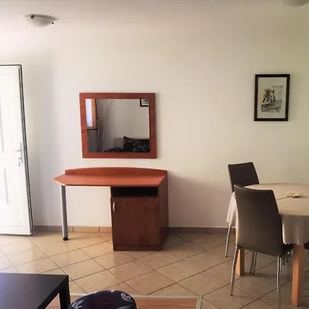 Διαμέρισμα Plavi *